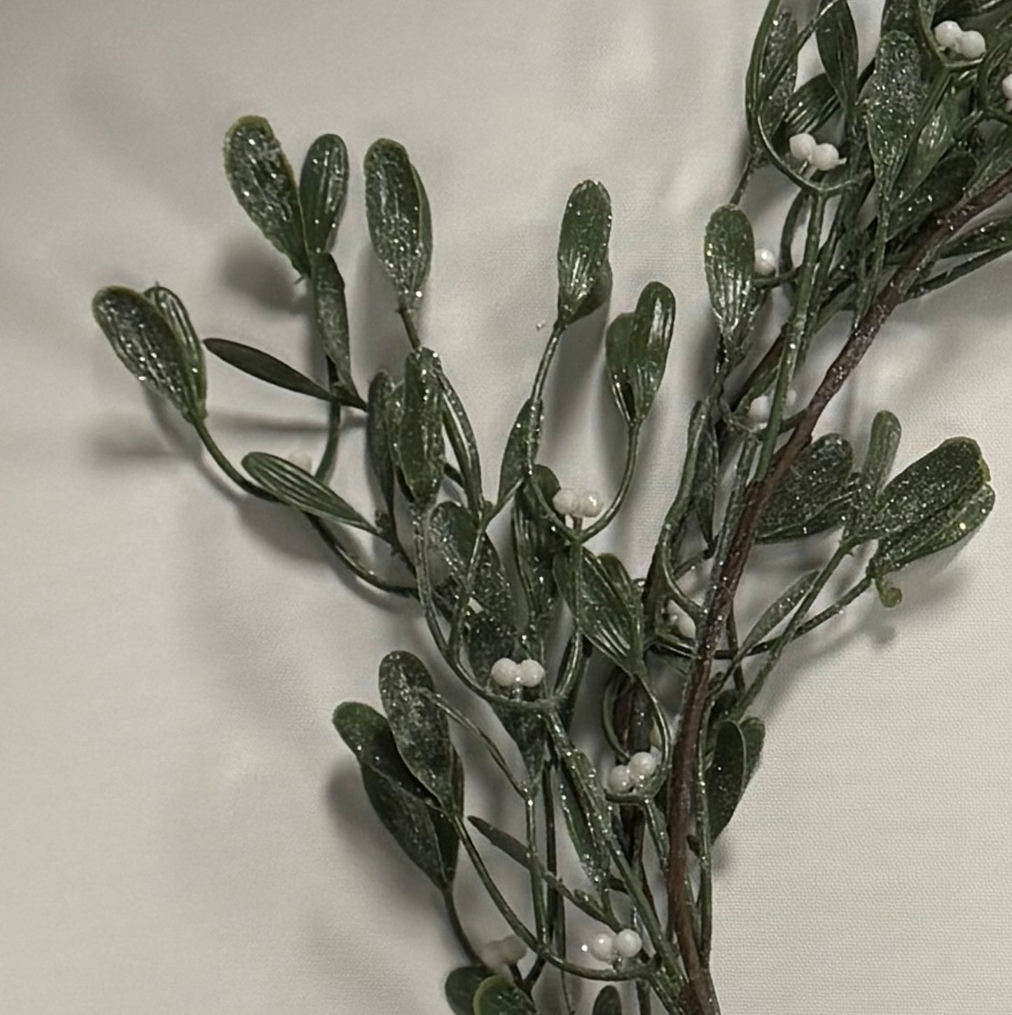 Frosted Mistletoe Garland 180cm - 1PC